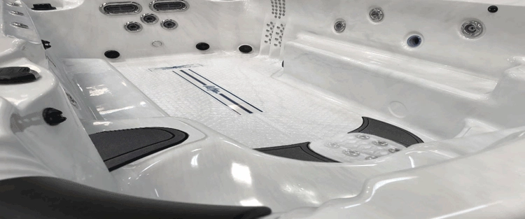 Cal Grip™ for hot tubs in Arnprior